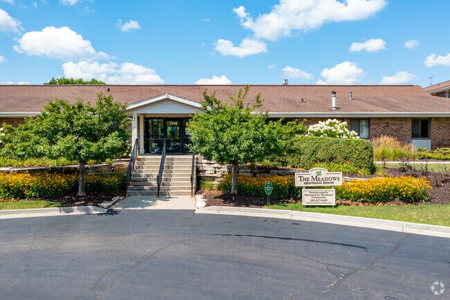 Office and Clubhouse Entrance