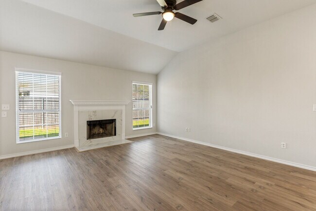 Photo - 3101 Lance Ln