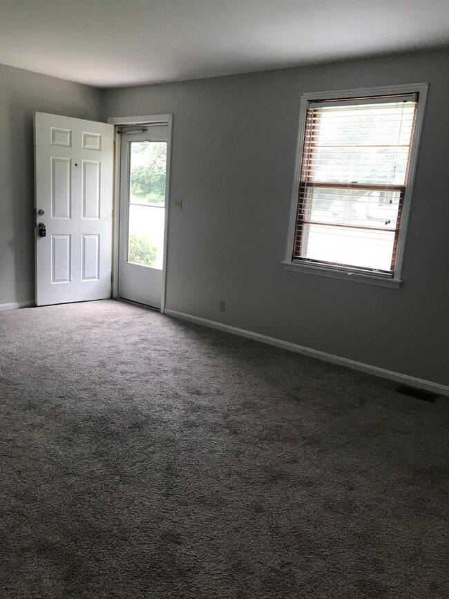 Photo - 1662 Vista Ln Unit A