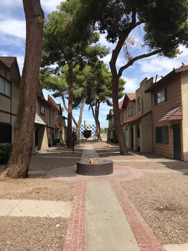 BEAUTIFUL 2 BEDS 1 1/2 BATHROOM APARTMENT ... - BEAUTIFUL 2 BEDS 1 1/2 BATHROOM APARTMENT ...