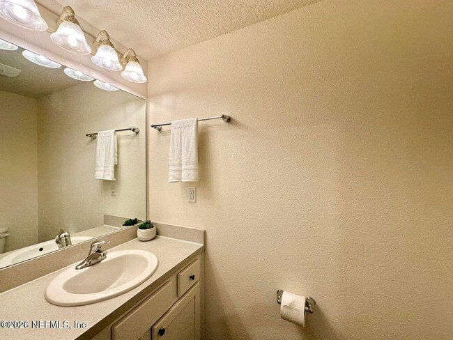 Photo - 336 Aralia Ln