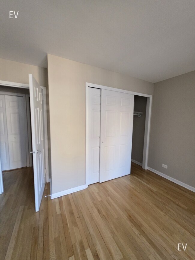 Photo - 310 Greenwich St Unidad ev10L