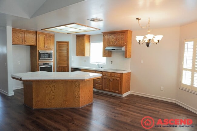 Photo - Great Home in the Northwest!