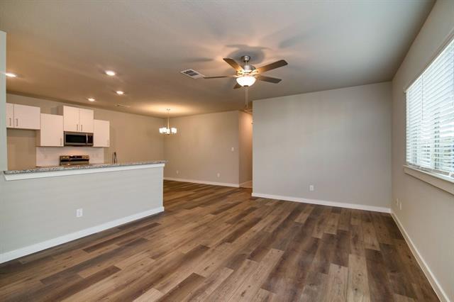 Photo - 729 Fallow Dr