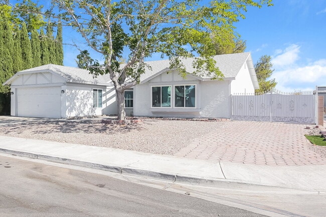 Photo - 7900 Fanciful Ave