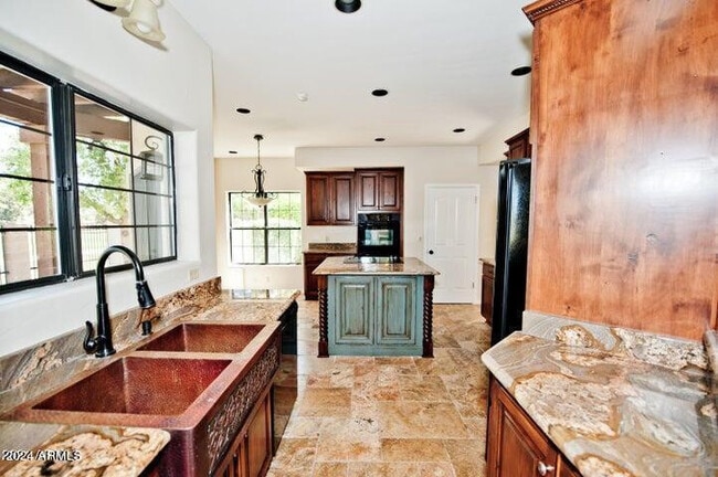 Photo - 2322 S Rogers