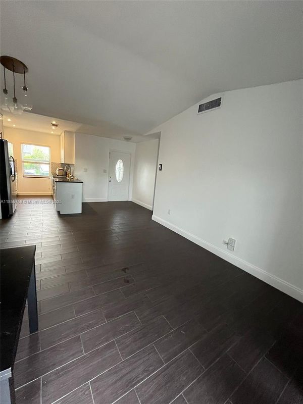 Photo - 5303 SW 137th Ct