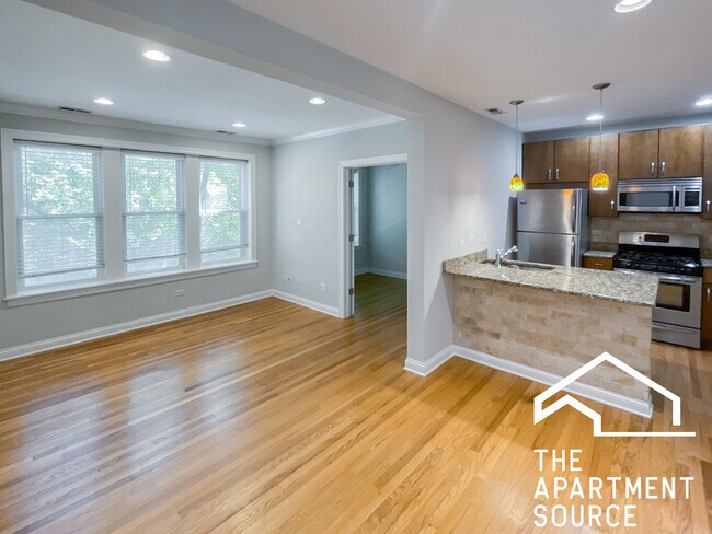 3810 N Marshfield Ave Unit 2