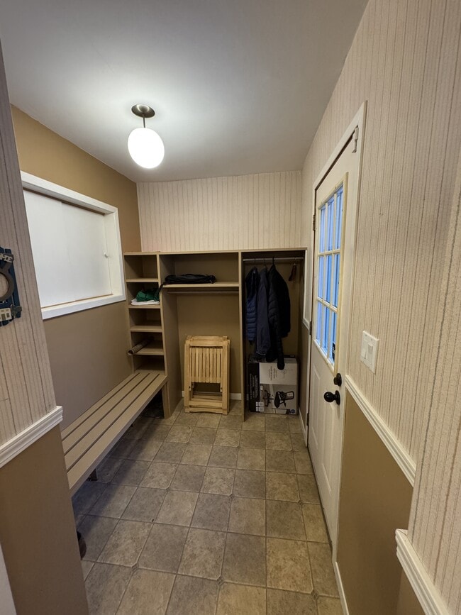 Photo - 53 Maple Ave Unit 3