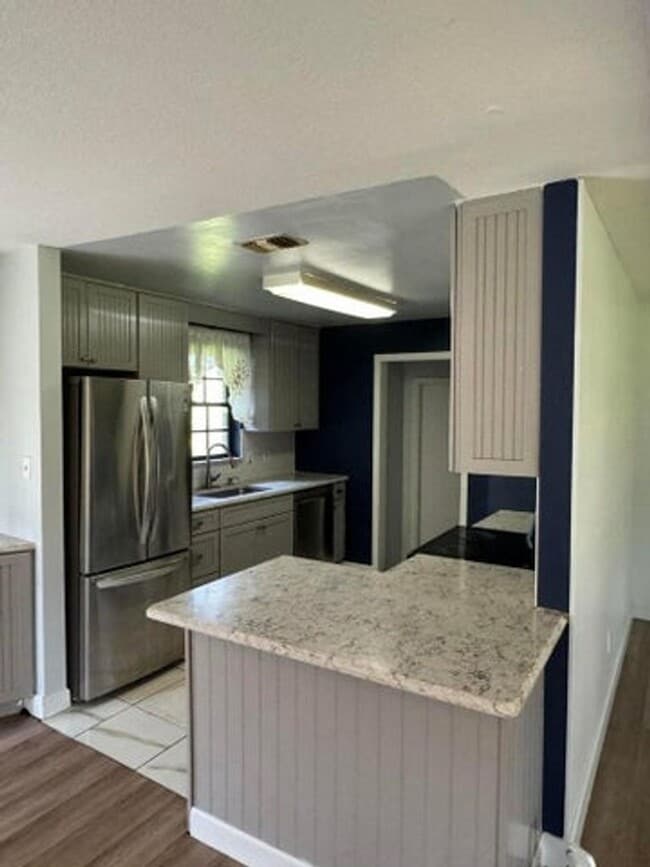 Building Photo - 13529 42nd Rd N