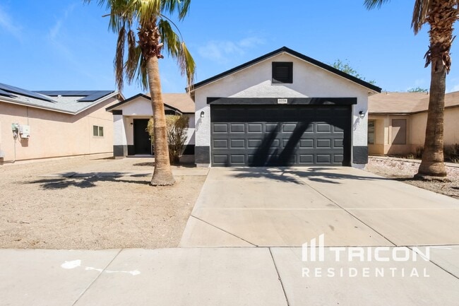 Building Photo - 11774 W Corrine Dr Rental