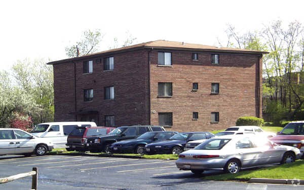 Photo - Willow View Apartments