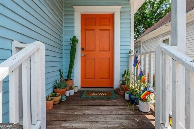 Photo - 154 Savannah St SE