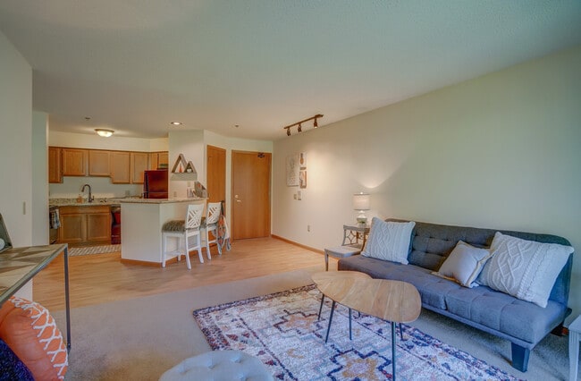Living Area - Seminole Creek