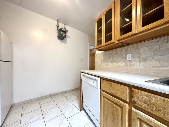 Photo - 112 Haven Ave Unit 44