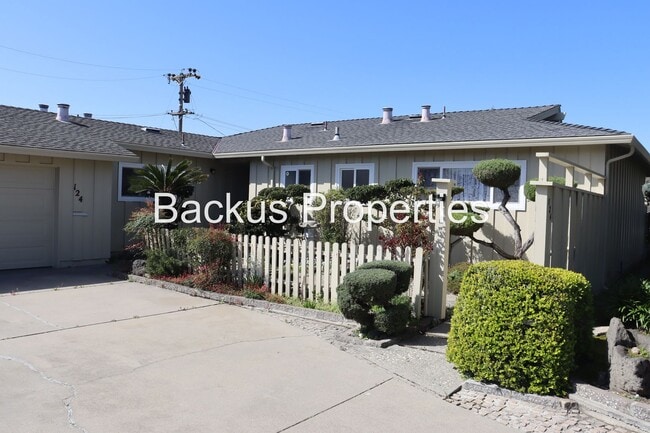 Photo - Wonderful three bedroom home in Monterey Park area of South Salinas