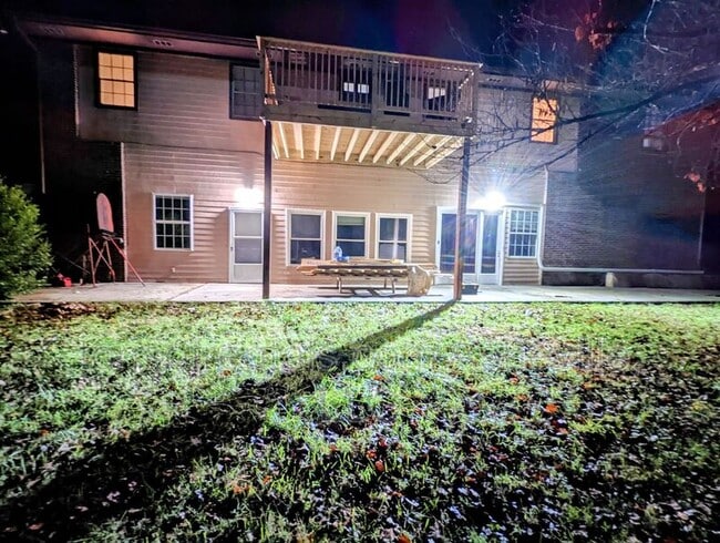 Photo - 50 Ledbetter Rd Unit B