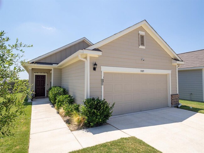 Photo - 13019 Tarland St