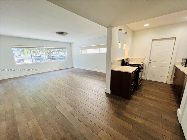 Photo - 1001 Bay Dr Unit 941