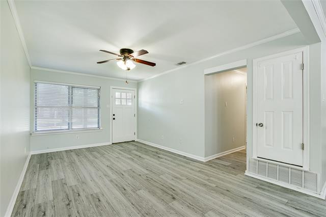 Photo - 328 S 1st St