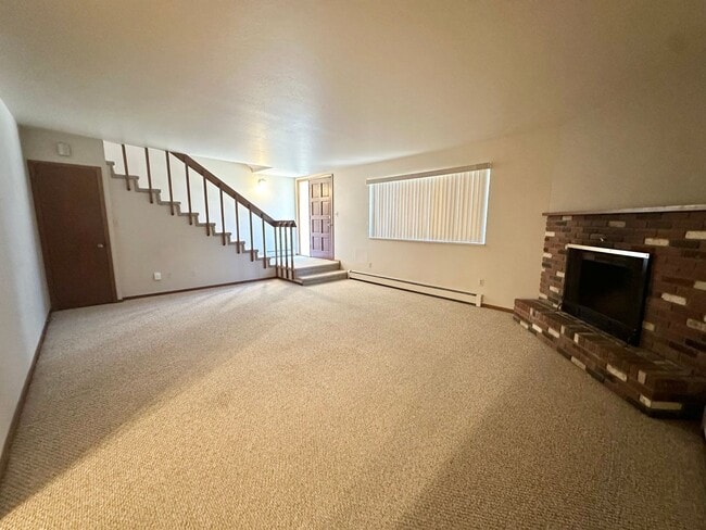 Photo - 745 Nyssa Dr