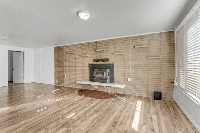 Photo - 13413 Minuteman Dr Unidad #9