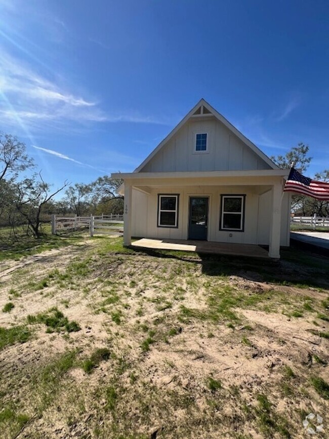 Building Photo - Charming 3BR House in Runaway Bay(New Build)