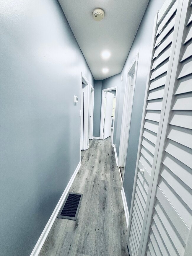 Photo - 800 West Ave