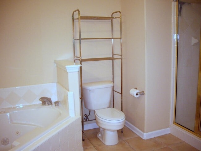 Building Photo - 1043 Winter Ln Rental