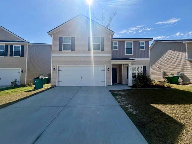 Building Photo - Four Bedroom Home in Heritage New Riverside!