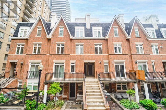 Photo - 108 Redpath Ave