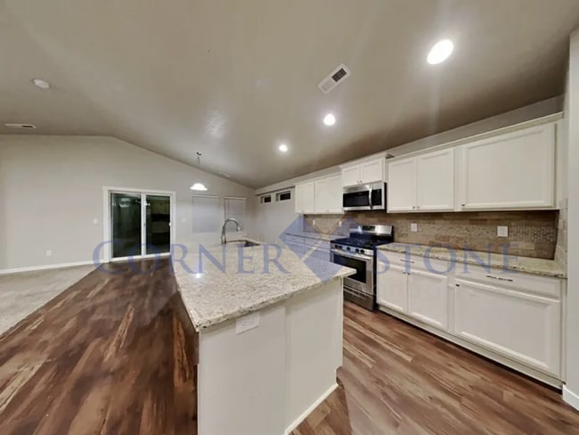 Photo - Stunning Home in Meridain!
