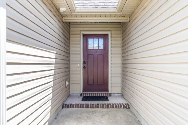 Photo - Charming 3- Bedroom home in Bradford Estates!