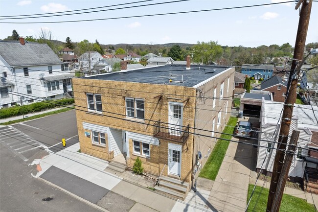 Photo - 416 Oak Hill Ave Apartment Unit 1