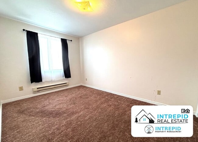 Photo - 171 Hokanson Ave