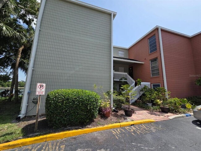 Photo - 2424 W Tampa Bay Blvd Unit I103