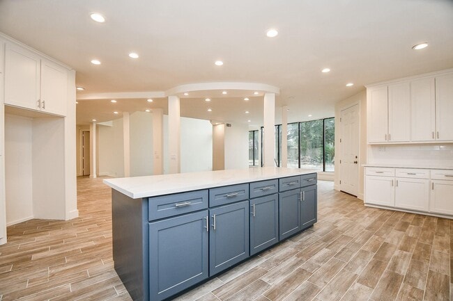 Photo - 8115 Fondren Lake Dr