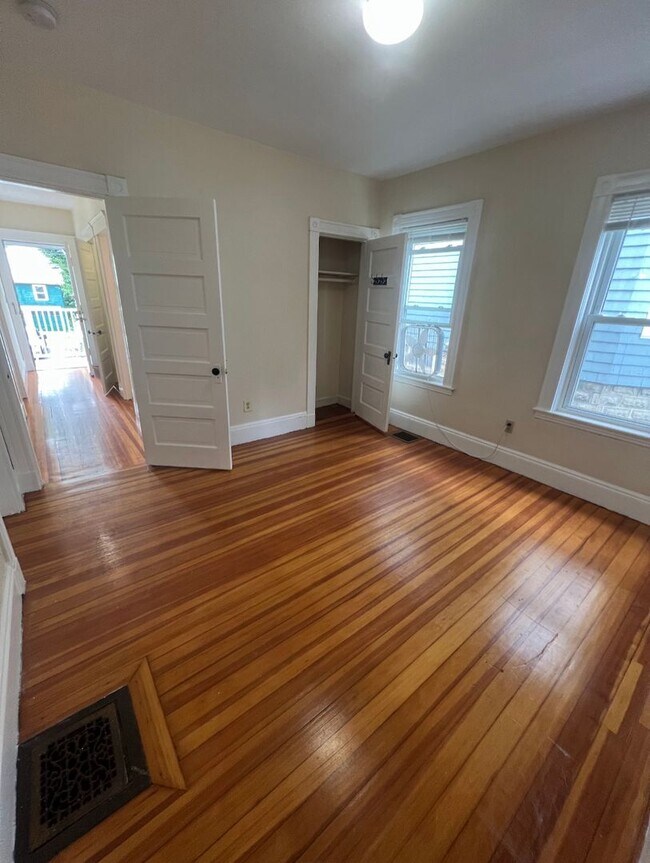 Photo - 37 Porter St Unit 1