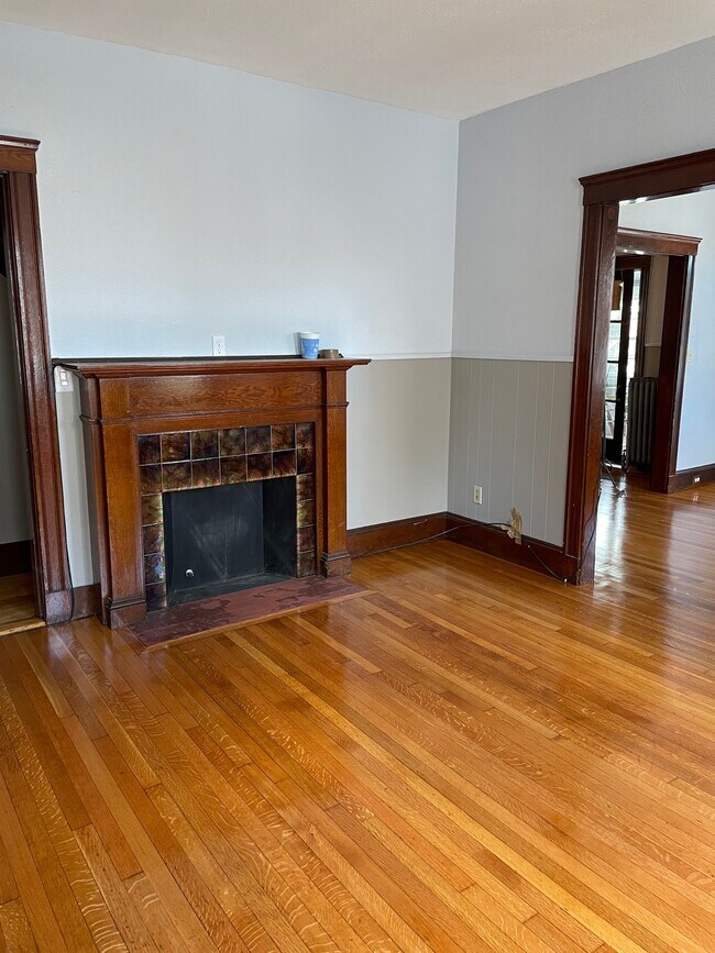 Photo - 38 Surrey St Apartments Unit 2