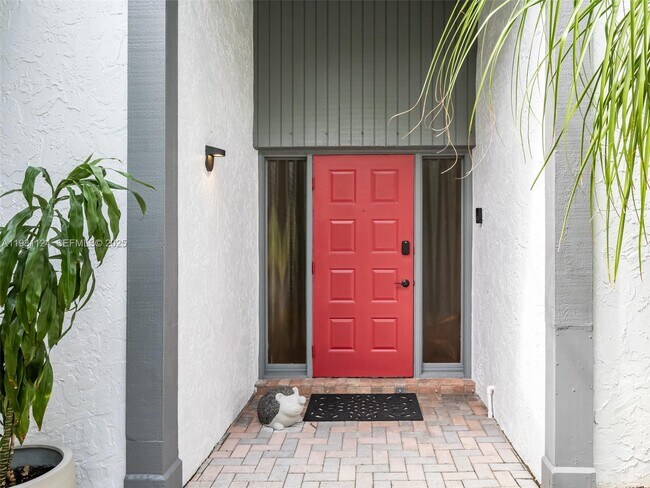 Photo - 511 SW 168th Ave