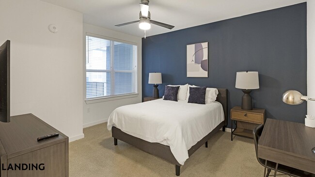 Photo - 217 S Garland Ave Unidad 1212