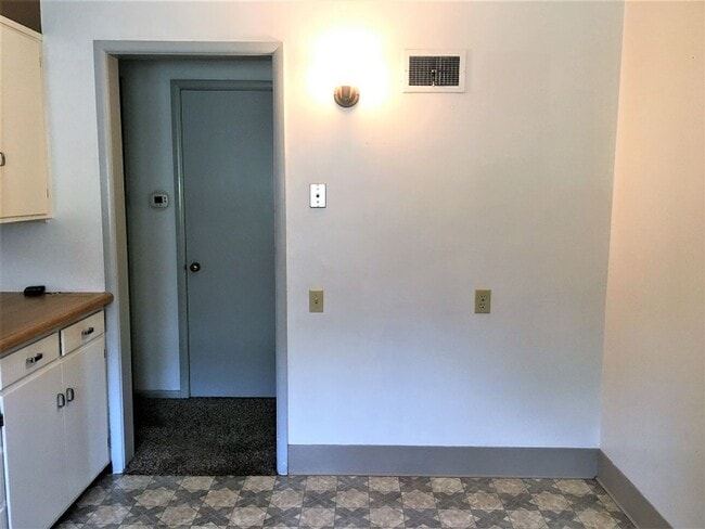 Photo - 1215 S Willow Ave