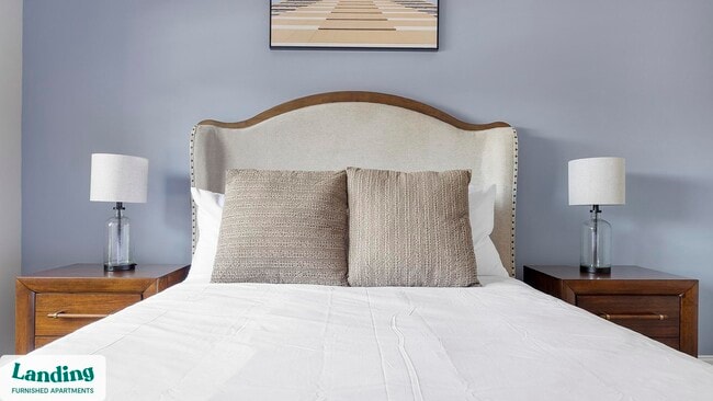 Photo - 100 Crossing Blvd Unit 907