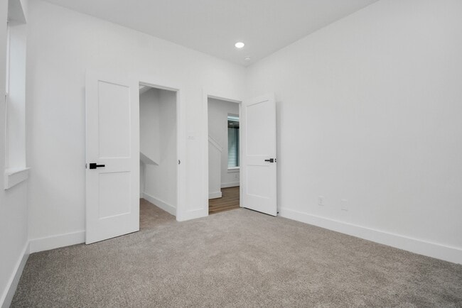 Photo - 3036 Live Oak St