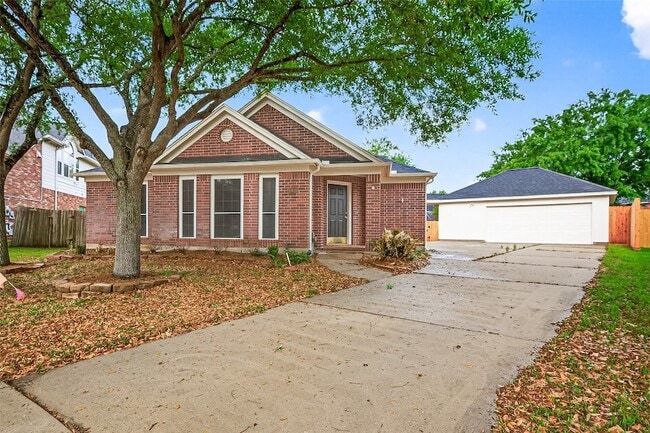 Building Photo - 1646 Martin Lake Dr