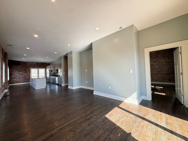 Photo - 401 N 6th St Unidad H