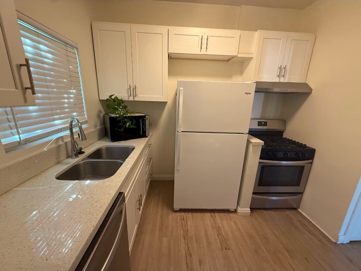 1055 Mira Mar Ave. - 1055 Mira Mar Ave.