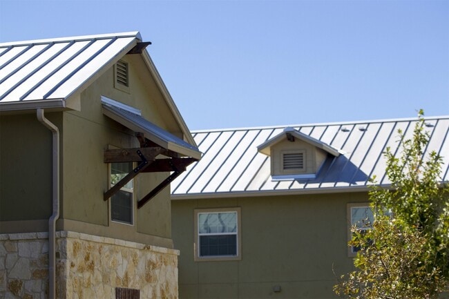 Photo - 779 W Mayfield Blvd