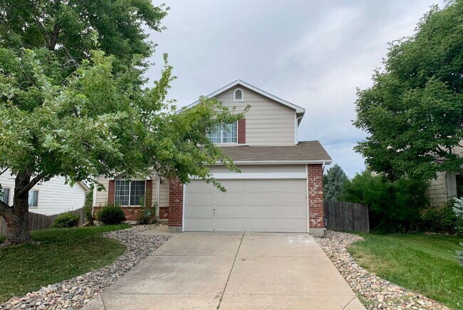 Building Photo - Renovated 4 BR/3.5BA Home with Large Backyard & Finished Basement! Cherry Creek Schools! Minutes ...