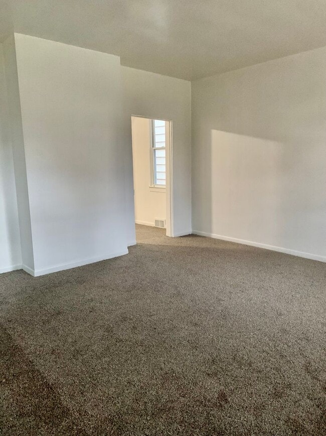 Photo - Remodeled 2 Bedroom, 1 Bathroom House